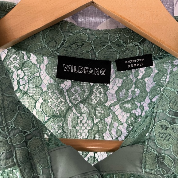 WILDFANG The Empower Lace Button Up in Mint Green size XS - Picture 3 of 5